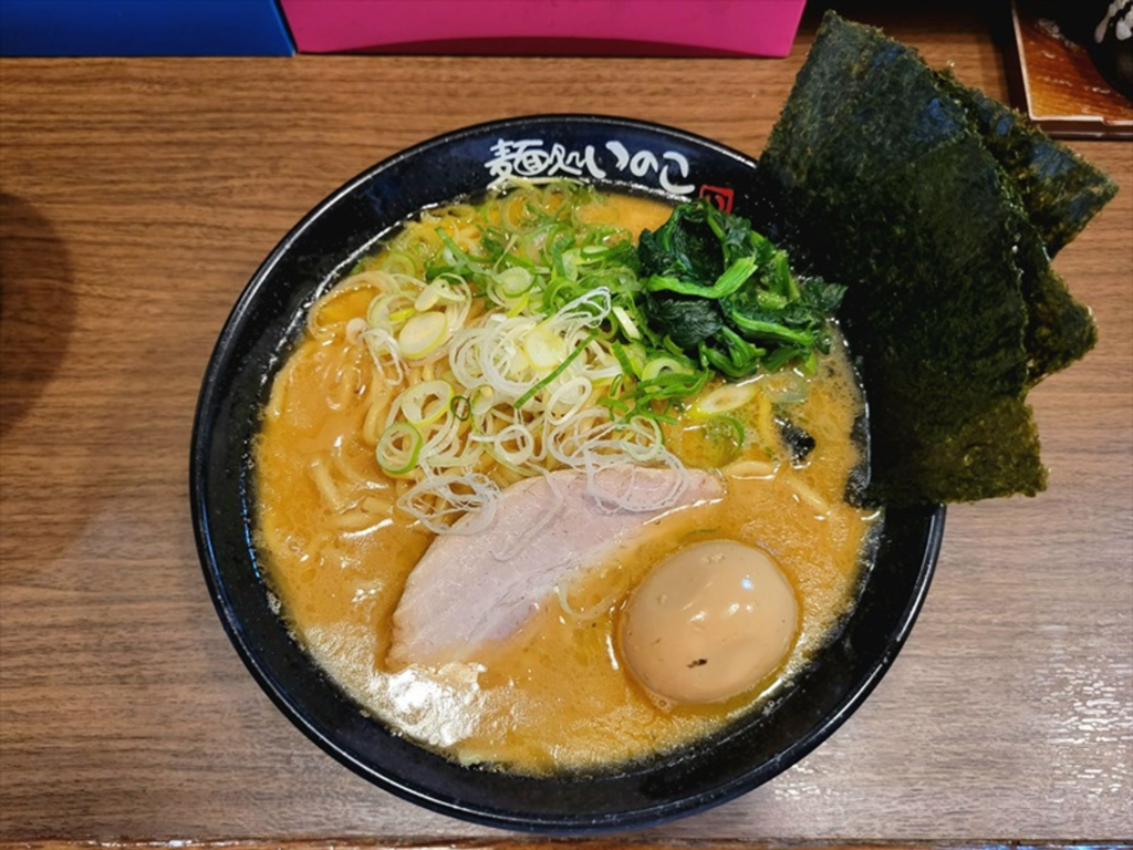 いのこ　ラーメン（しょうゆ）